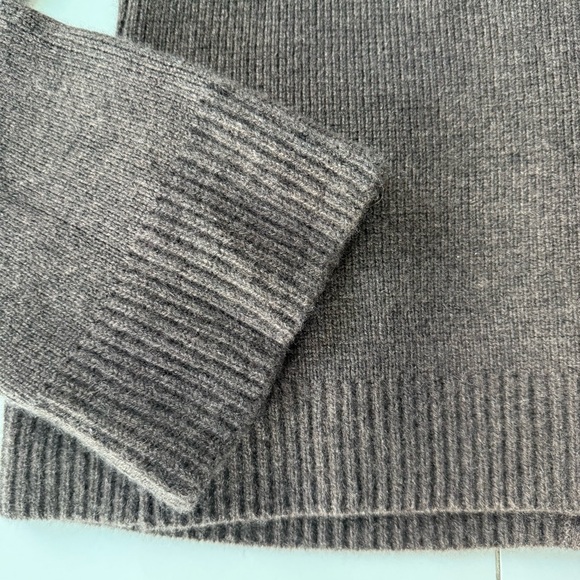 Quince Structured Cardigan - Picture 6 of 13